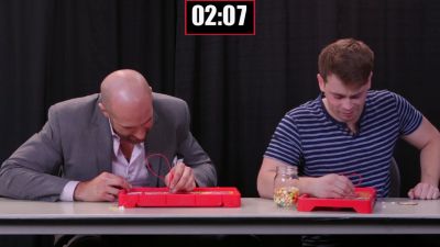 SMOSH_GAMES_x_UUDD-_WWE_Superstars_vs__SMOSH_Games_in_OPERATION_BEANBOOZLED212121_mp40241.jpg