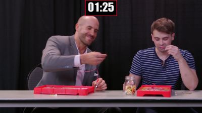 SMOSH_GAMES_x_UUDD-_WWE_Superstars_vs__SMOSH_Games_in_OPERATION_BEANBOOZLED212121_mp40283.jpg