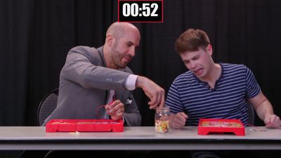 SMOSH_GAMES_x_UUDD-_WWE_Superstars_vs__SMOSH_Games_in_OPERATION_BEANBOOZLED212121_mp40315.jpg