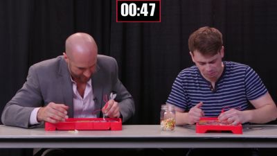 SMOSH_GAMES_x_UUDD-_WWE_Superstars_vs__SMOSH_Games_in_OPERATION_BEANBOOZLED212121_mp40320.jpg