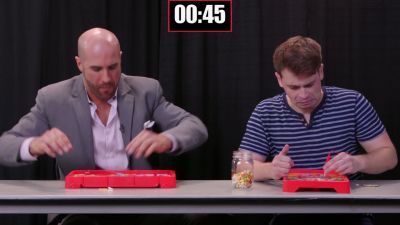 SMOSH_GAMES_x_UUDD-_WWE_Superstars_vs__SMOSH_Games_in_OPERATION_BEANBOOZLED212121_mp40321.jpg