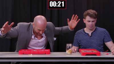 SMOSH_GAMES_x_UUDD-_WWE_Superstars_vs__SMOSH_Games_in_OPERATION_BEANBOOZLED212121_mp40346.jpg