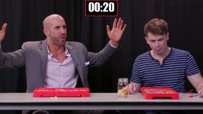 SMOSH_GAMES_x_UUDD-_WWE_Superstars_vs__SMOSH_Games_in_OPERATION_BEANBOOZLED212121_mp40348.jpg