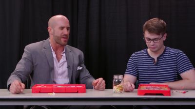 SMOSH_GAMES_x_UUDD-_WWE_Superstars_vs__SMOSH_Games_in_OPERATION_BEANBOOZLED212121_mp40396.jpg