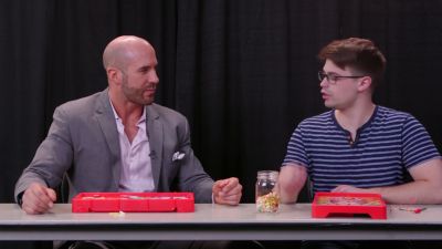 SMOSH_GAMES_x_UUDD-_WWE_Superstars_vs__SMOSH_Games_in_OPERATION_BEANBOOZLED212121_mp40400.jpg