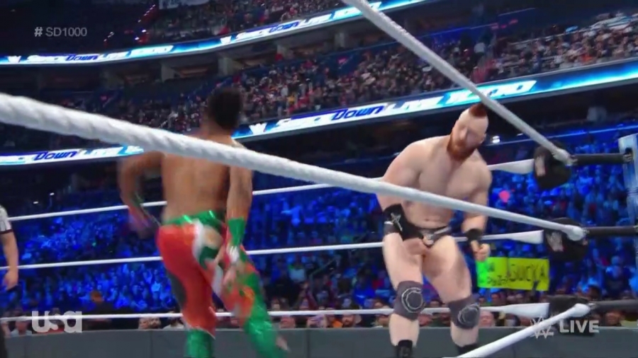 The_Bar_Smackdown_mp40110.jpg