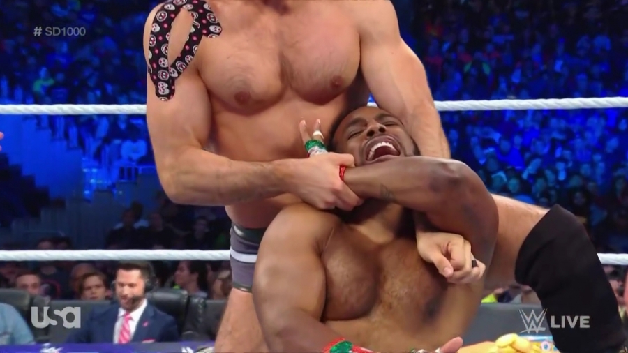 The_Bar_Smackdown_mp40166.jpg
