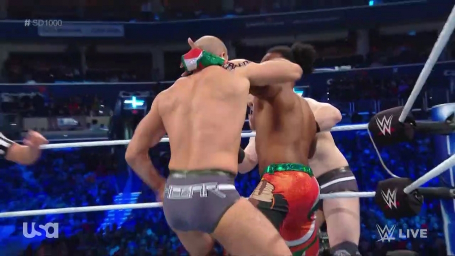 The_Bar_Smackdown_mp40174.jpg