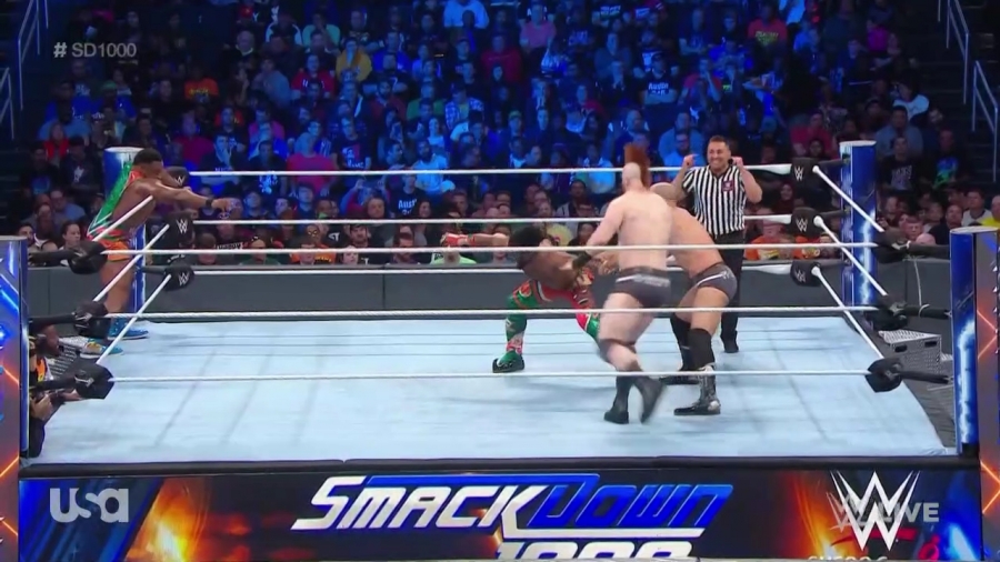 The_Bar_Smackdown_mp40179.jpg