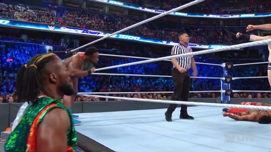 The_Bar_Smackdown_mp40189.jpg