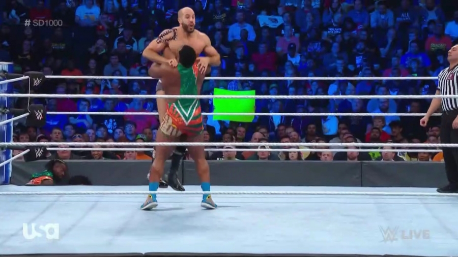 The_Bar_Smackdown_mp40332.jpg