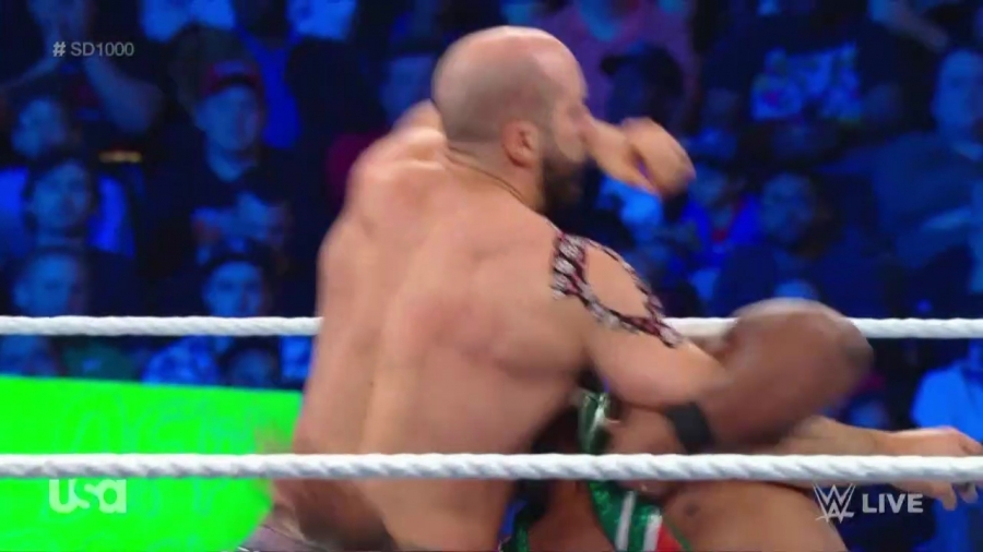 The_Bar_Smackdown_mp40381.jpg