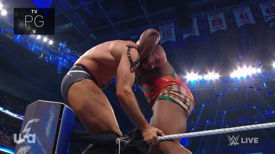 The_Bar_Smackdown_mp40498.jpg