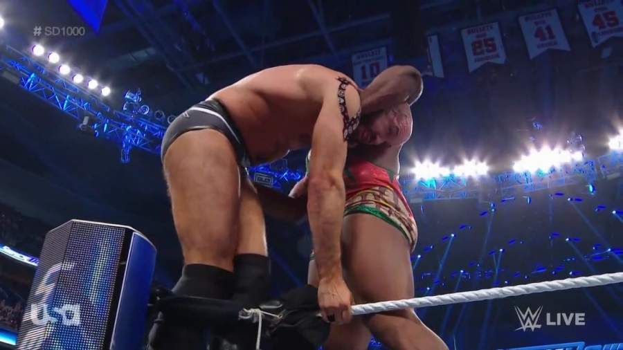 The_Bar_Smackdown_mp40499.jpg