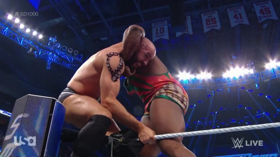 The_Bar_Smackdown_mp40505.jpg