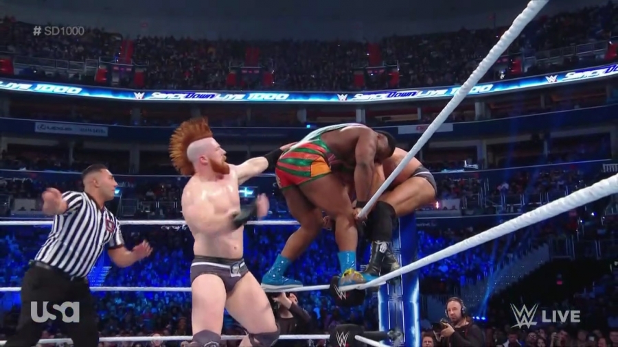 The_Bar_Smackdown_mp40511.jpg