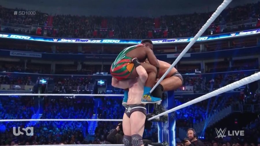 The_Bar_Smackdown_mp40515.jpg