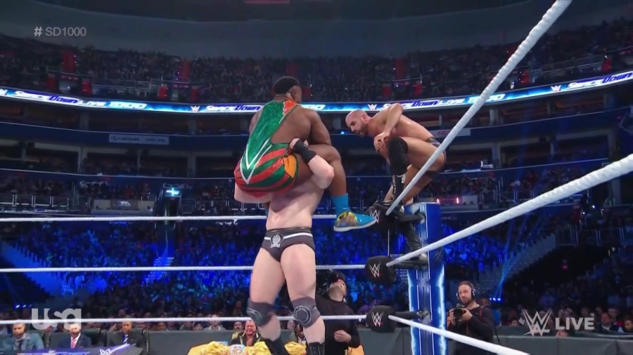 The_Bar_Smackdown_mp40517.jpg
