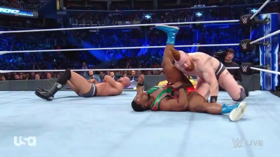 The_Bar_Smackdown_mp40520.jpg