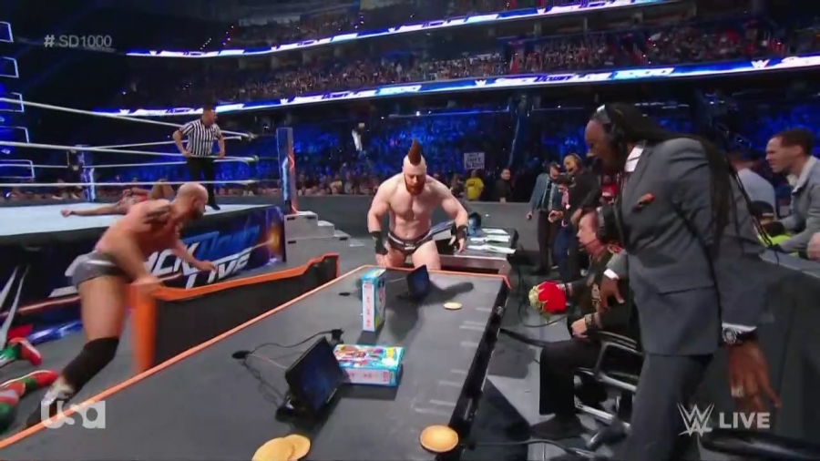The_Bar_Smackdown_mp40566.jpg