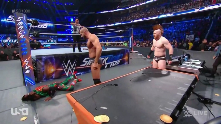 The_Bar_Smackdown_mp40573.jpg