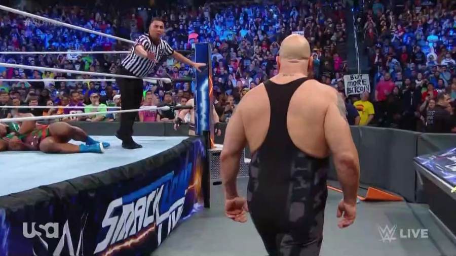 The_Bar_Smackdown_mp40611.jpg