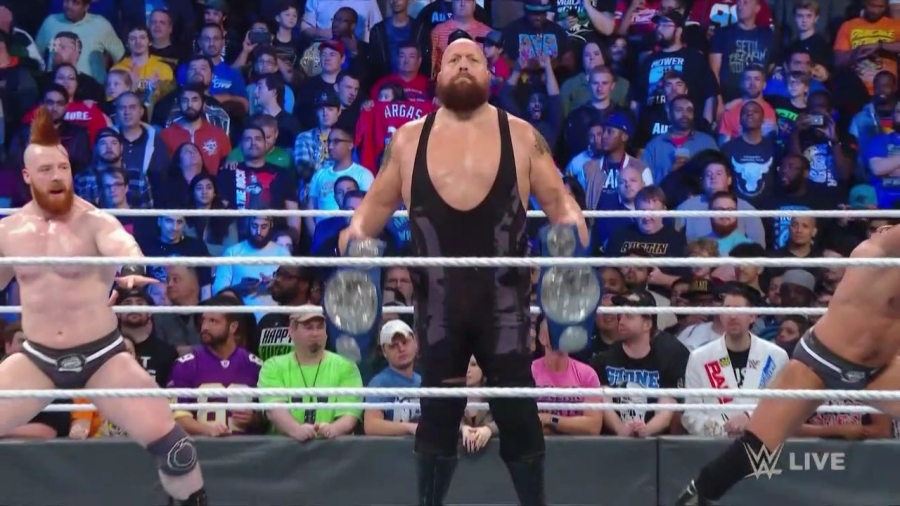 The_Bar_Smackdown_mp40712.jpg