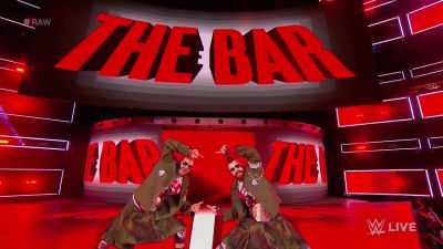 The_Bar_mp40041~1.jpg