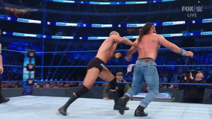 WWE_Friday_Night_SmackDown_2020_01_24_720p_HDTV_x264-NWCHD_mp40704.jpg