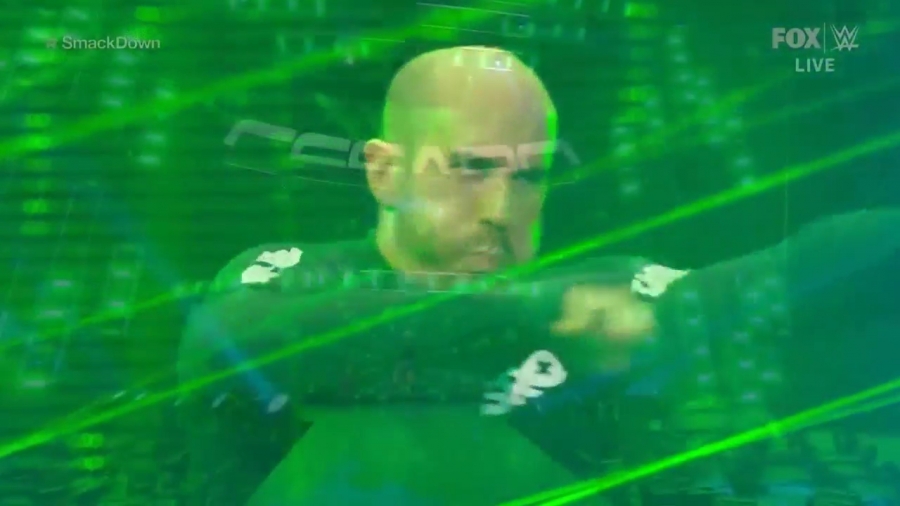 WWE_Friday_Night_SmackDown_2020_08_28_720p_HDTV_x264-NWCHD_mp40685.jpg