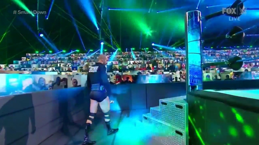 WWE_Friday_Night_SmackDown_2020_08_28_720p_HDTV_x264-NWCHD_mp40708.jpg