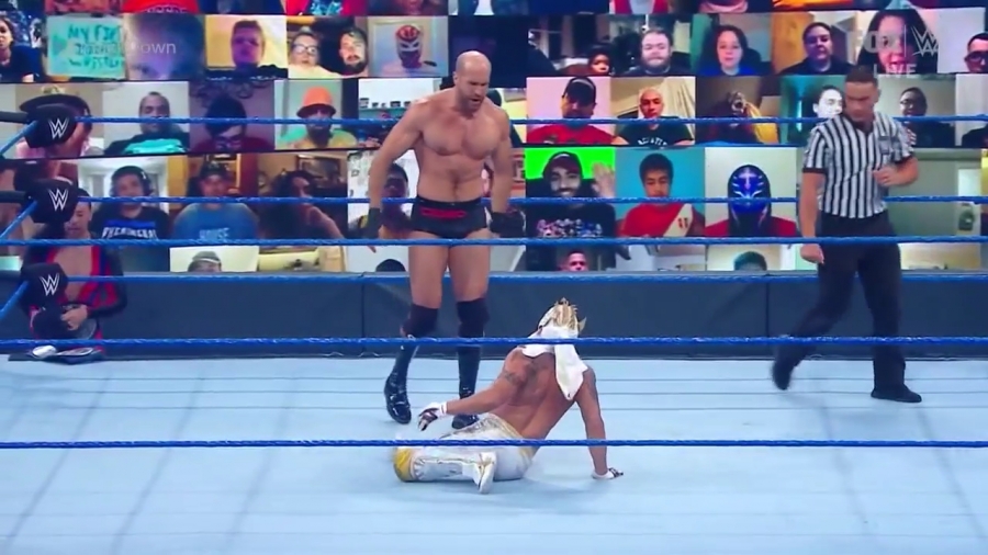 WWE_Friday_Night_SmackDown_2020_08_28_720p_HDTV_x264-NWCHD_mp40739.jpg