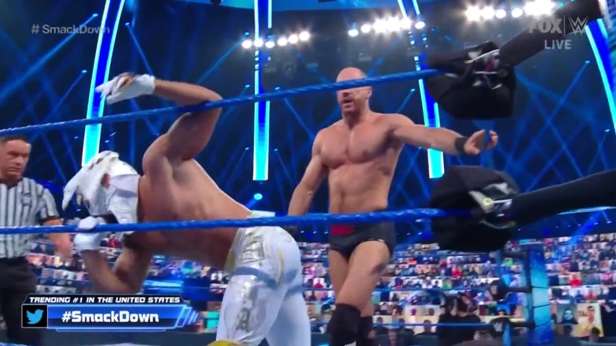 WWE_Friday_Night_SmackDown_2020_08_28_720p_HDTV_x264-NWCHD_mp40746.jpg