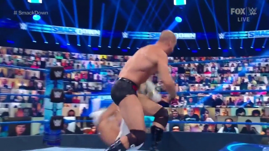 WWE_Friday_Night_SmackDown_2020_08_28_720p_HDTV_x264-NWCHD_mp40757.jpg