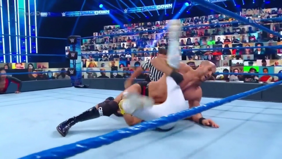 WWE_Friday_Night_SmackDown_2020_08_28_720p_HDTV_x264-NWCHD_mp40791.jpg