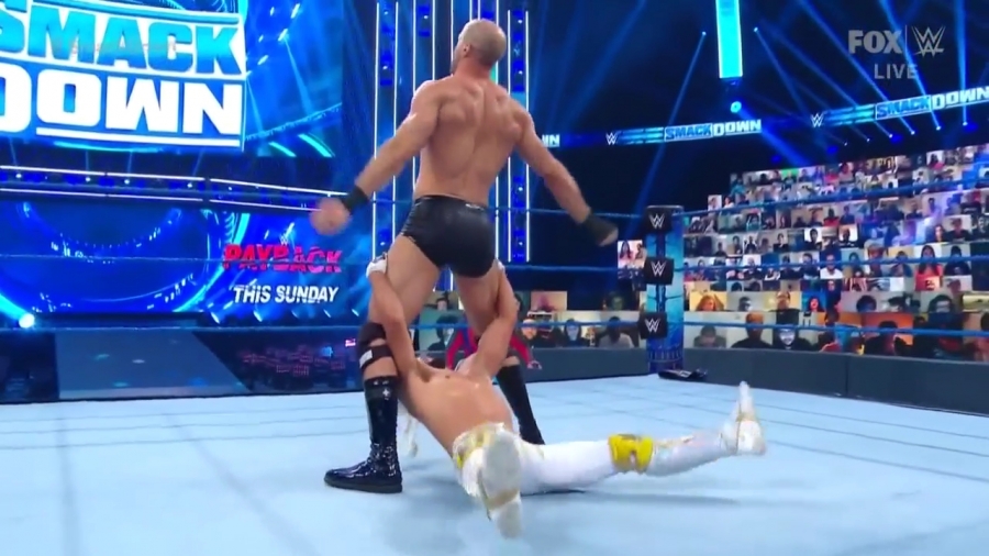 WWE_Friday_Night_SmackDown_2020_08_28_720p_HDTV_x264-NWCHD_mp40824.jpg