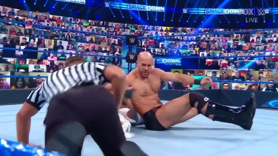WWE_Friday_Night_SmackDown_2020_08_28_720p_HDTV_x264-NWCHD_mp40840.jpg