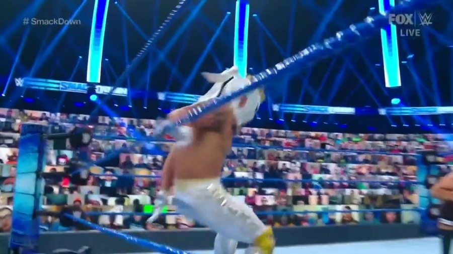 WWE_Friday_Night_SmackDown_2020_08_28_720p_HDTV_x264-NWCHD_mp40893.jpg