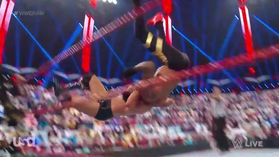 WWE_In_Your_Face_Raw_2020_09_14_720p_HDTV_x264-NWCHD_mp40450.jpg