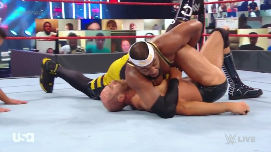 WWE_In_Your_Face_Raw_2020_09_14_720p_HDTV_x264-NWCHD_mp40458.jpg