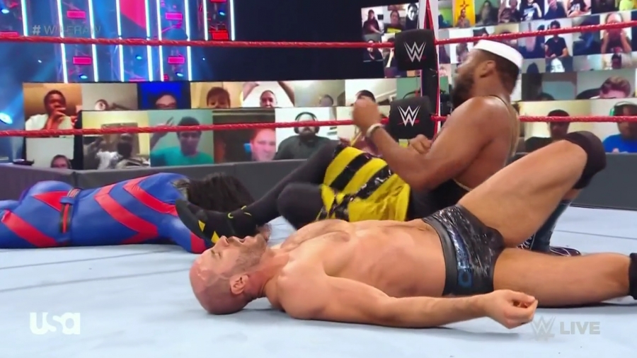 WWE_In_Your_Face_Raw_2020_09_14_720p_HDTV_x264-NWCHD_mp40461.jpg