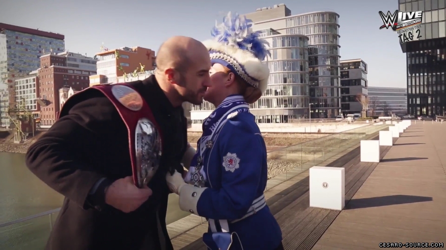 WWE_Live_Promotion_Tour_Video_Diary__mit_Cesaro__Tag_2__Dusseldorf_mp40064.jpg