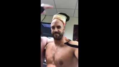 WWE_Photo_Shoot_S01E02_Cesaro_720p_WEB_h264-HEEL_mp40845.jpg