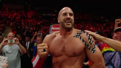 WWE_Photo_Shoot_S01E02_Cesaro_720p_WEB_h264-HEEL_mp40983.jpg
