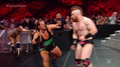 WWE_RAW_2017_05_08_PREAiR_UNCUT_720p_HDTV_x264-PLUTONiUM_mkv0470.jpg