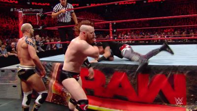 WWE_RAW_2017_05_08_PREAiR_UNCUT_720p_HDTV_x264-PLUTONiUM_mkv0522.jpg