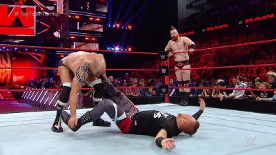 WWE_RAW_2017_05_08_PREAiR_UNCUT_720p_HDTV_x264-PLUTONiUM_mkv0536.jpg