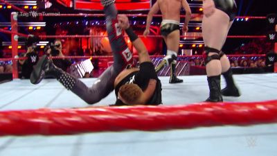 WWE_RAW_2017_05_08_PREAiR_UNCUT_720p_HDTV_x264-PLUTONiUM_mkv0666.jpg