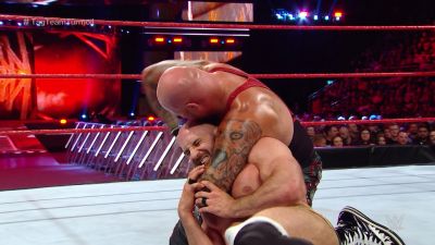 WWE_RAW_2017_05_08_PREAiR_UNCUT_720p_HDTV_x264-PLUTONiUM_mkv0760.jpg