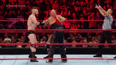 WWE_RAW_2017_05_08_PREAiR_UNCUT_720p_HDTV_x264-PLUTONiUM_mkv0809.jpg